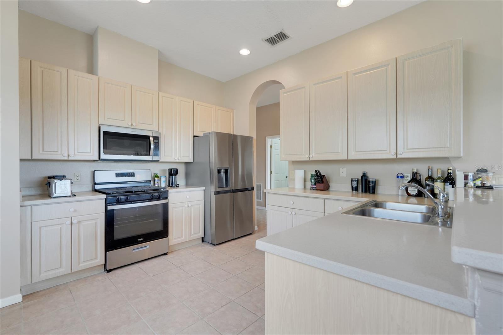 CLERMONT SUMMIT GREENS PH 02C LT 01 BEING - Residential