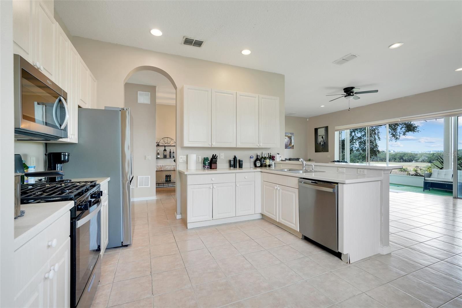 CLERMONT SUMMIT GREENS PH 02C LT 01 BEING - Residential