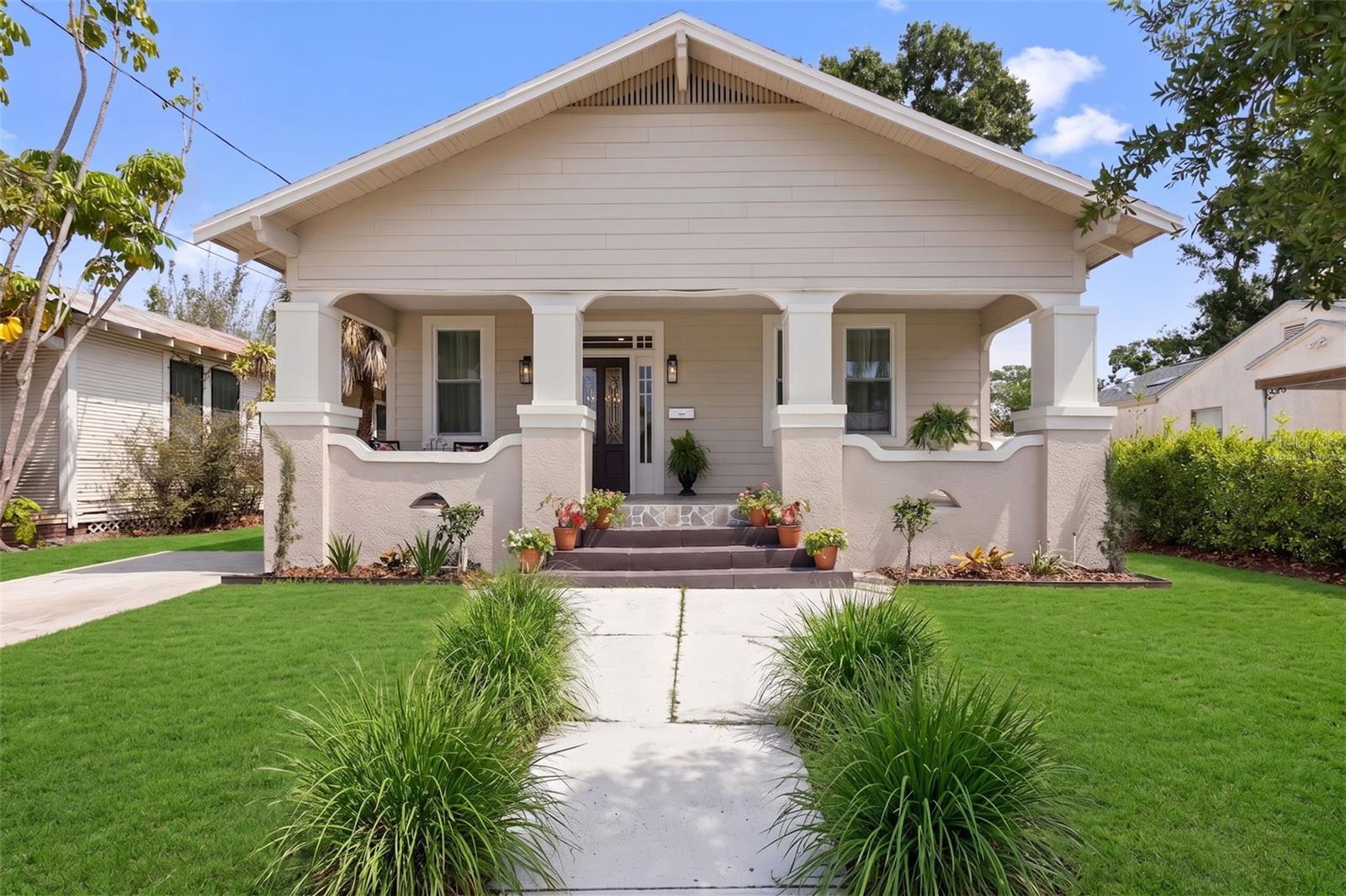 1917 W LEMON STREET