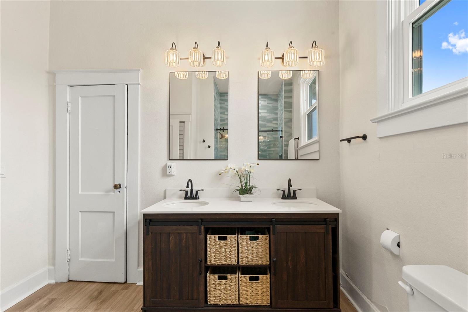 BENJAMINS 5TH ADD - Residential