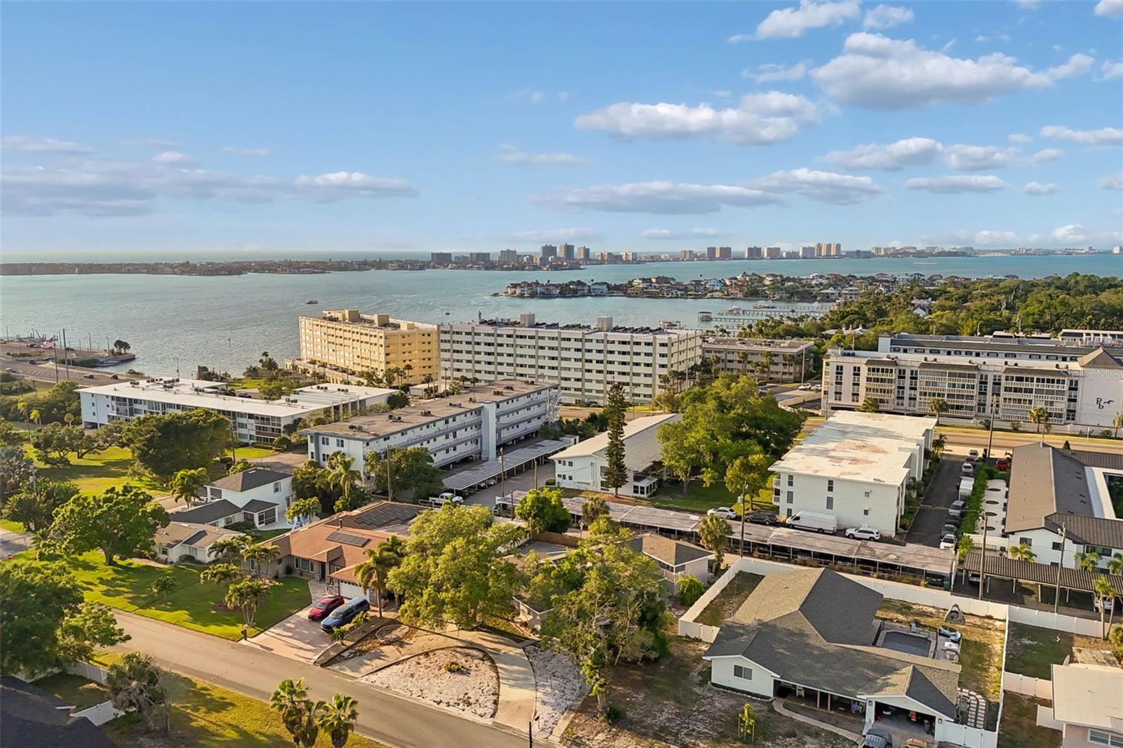 HARBOR BLUFFS SEC 1 - Residential