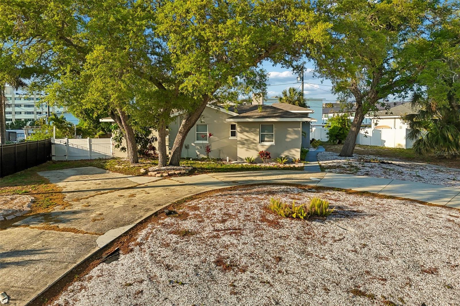 HARBOR BLUFFS SEC 1 - Residential