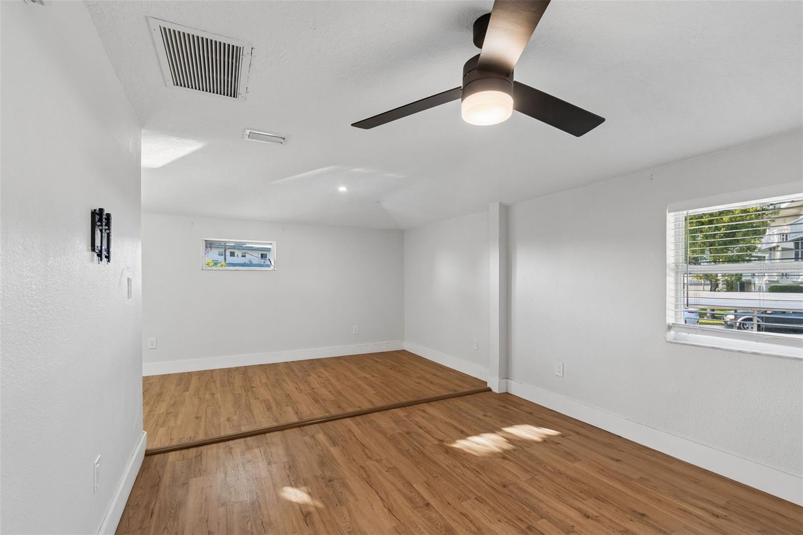 HARBOR BLUFFS SEC 1 - Residential