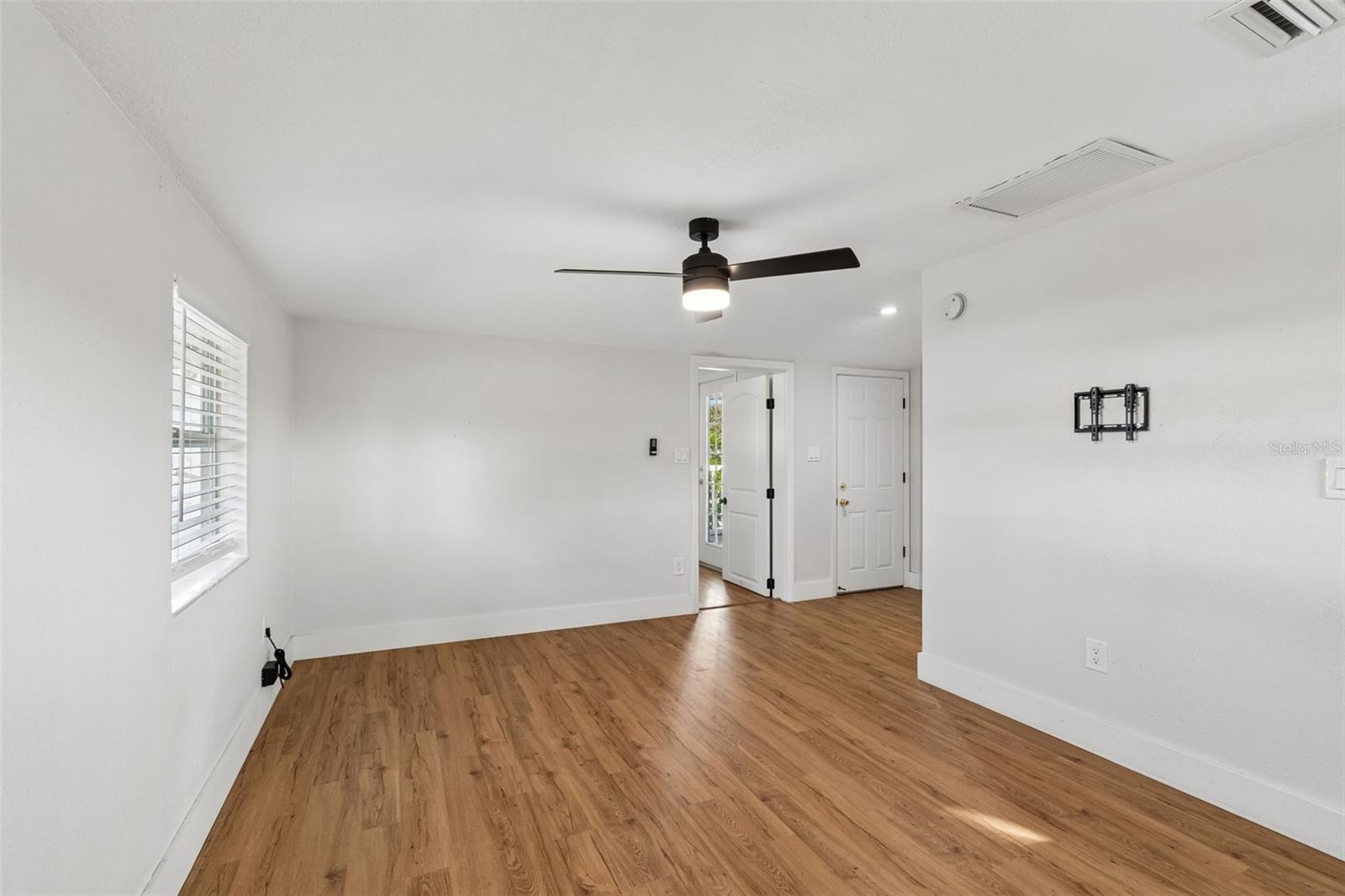 HARBOR BLUFFS SEC 1 - Residential