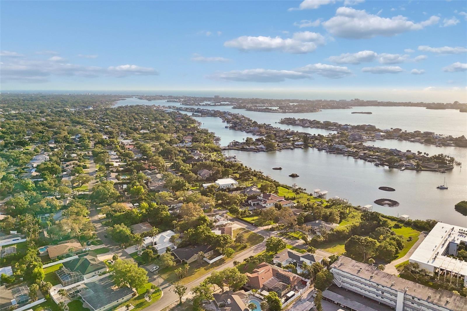 HARBOR BLUFFS SEC 1 - Residential