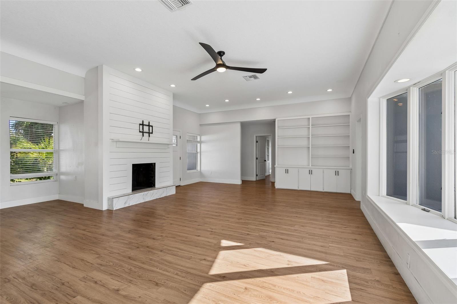 HARBOR BLUFFS SEC 1 - Residential