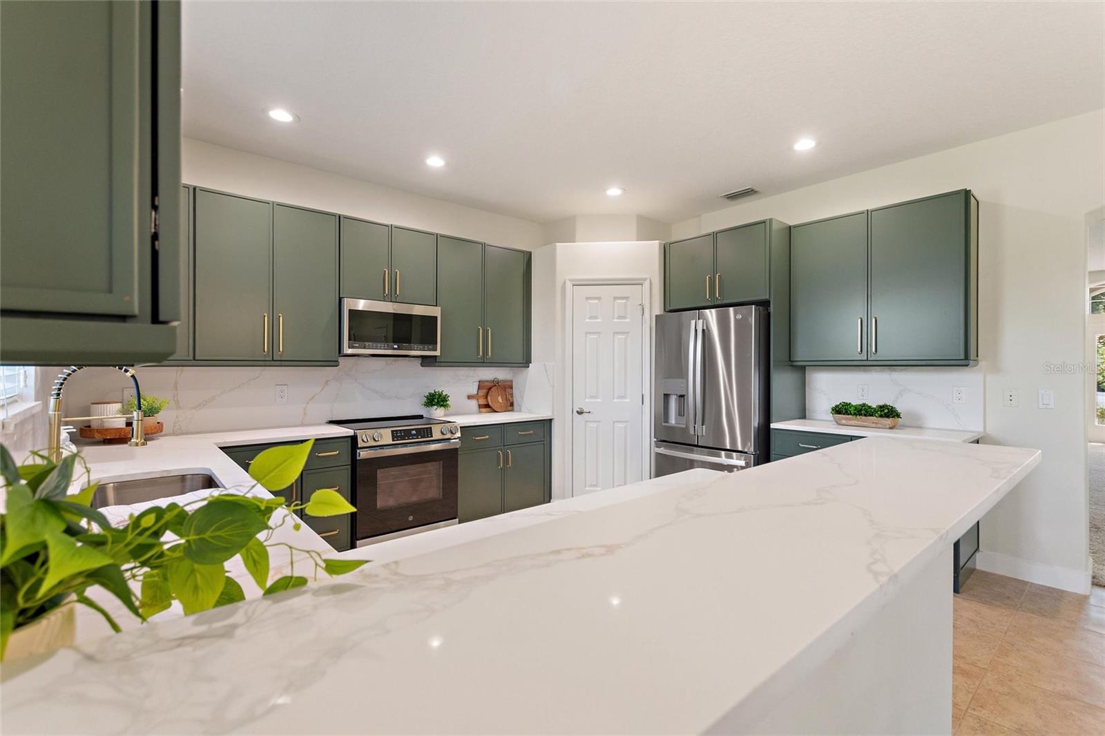 STONEYBROOK AT VENICE - Residential