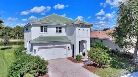 Photo of 12002 Granite Woods Loop, Venice, FL 34292 (MLS # A4669698)