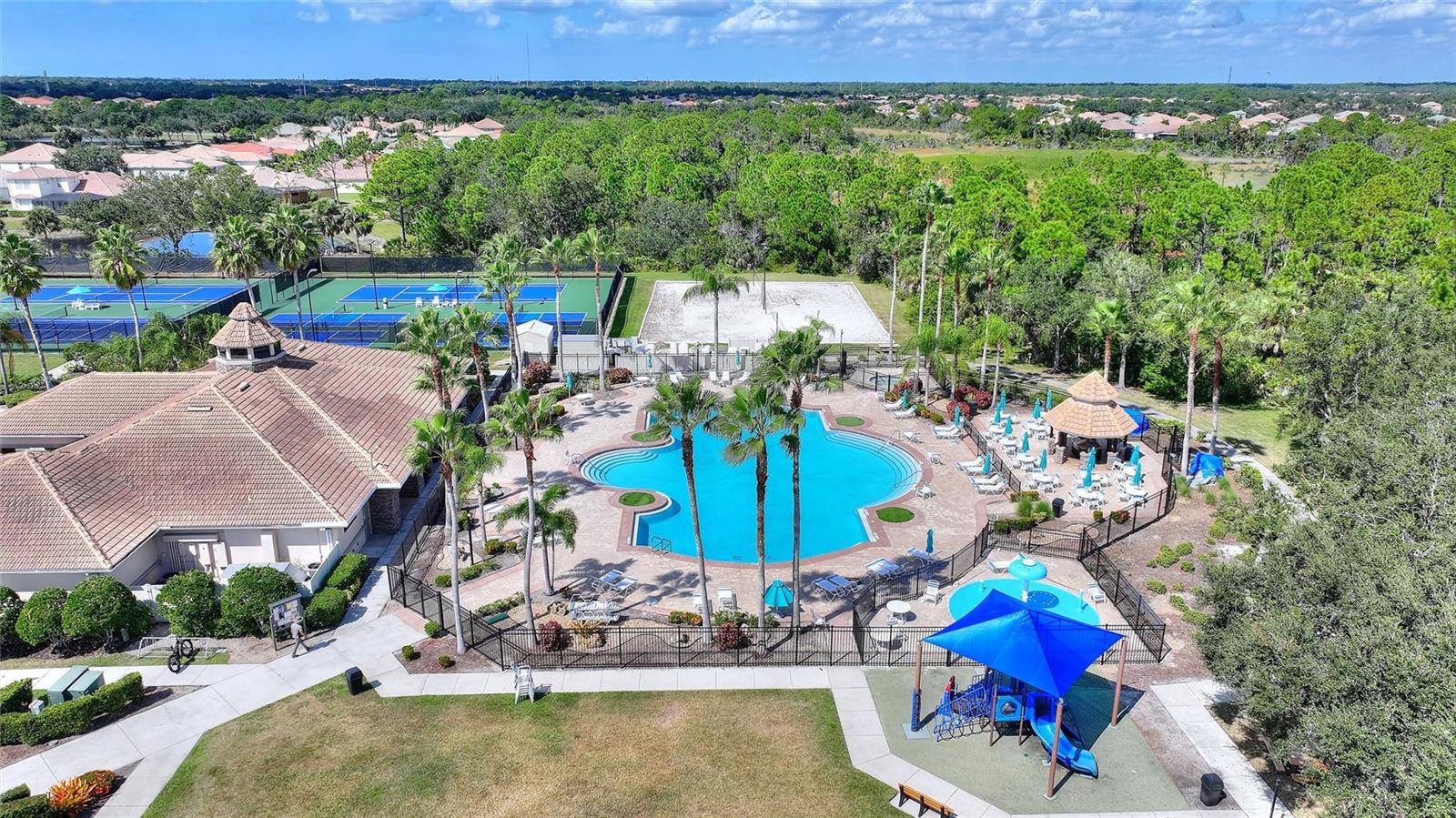 STONEYBROOK AT VENICE - Residential