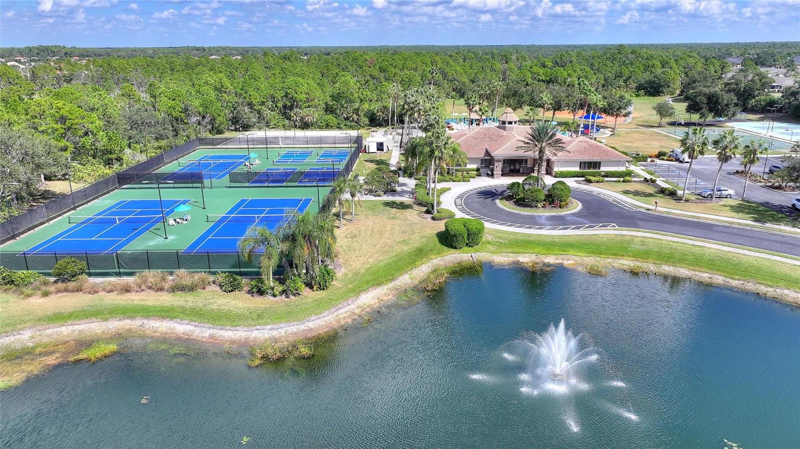 STONEYBROOK AT VENICE - Residential