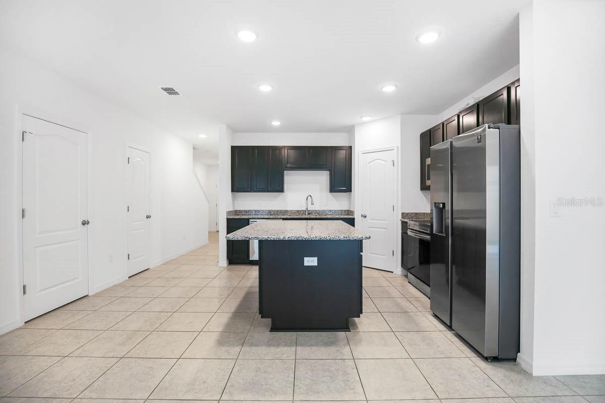 CP & WILLIAMS TWNHMS - Residential Lease