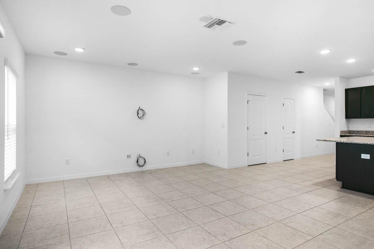 CP & WILLIAMS TWNHMS - Residential Lease