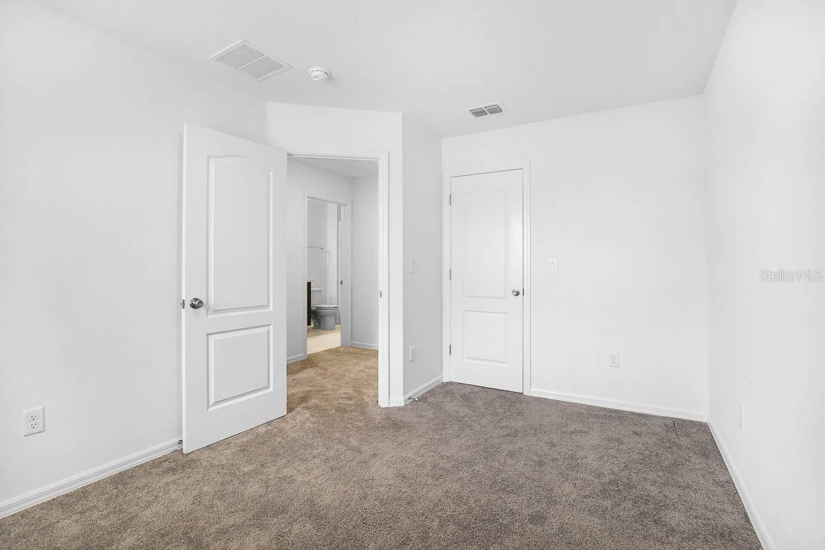 CP & WILLIAMS TWNHMS - Residential Lease