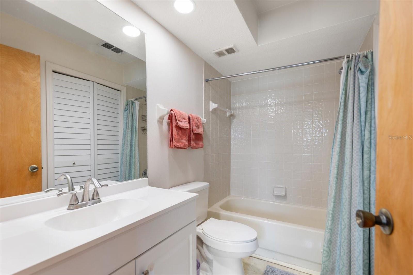 TARA CAY II - Residential