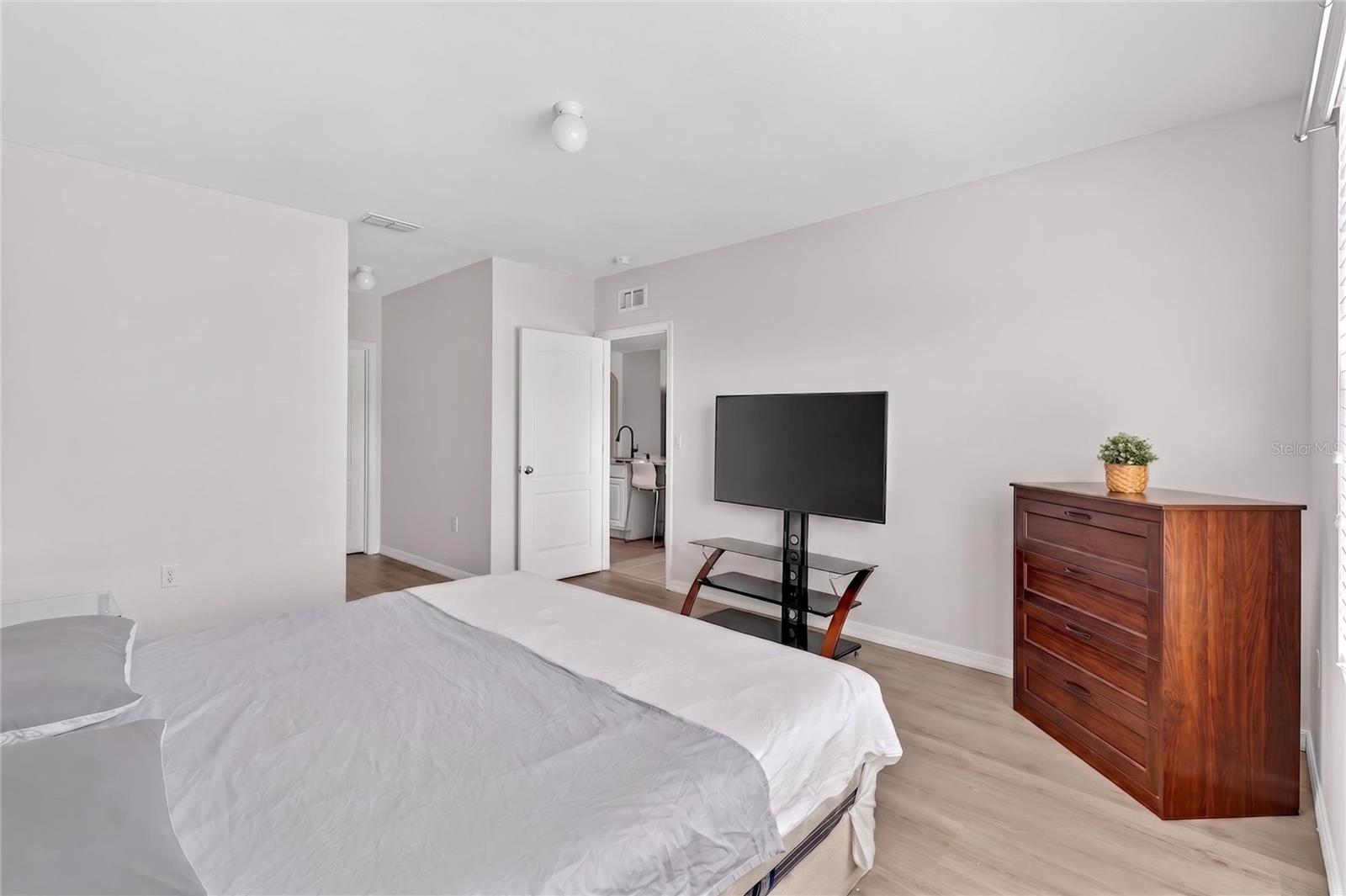 LAKESIDE LANDINGS PH 01 - Residential