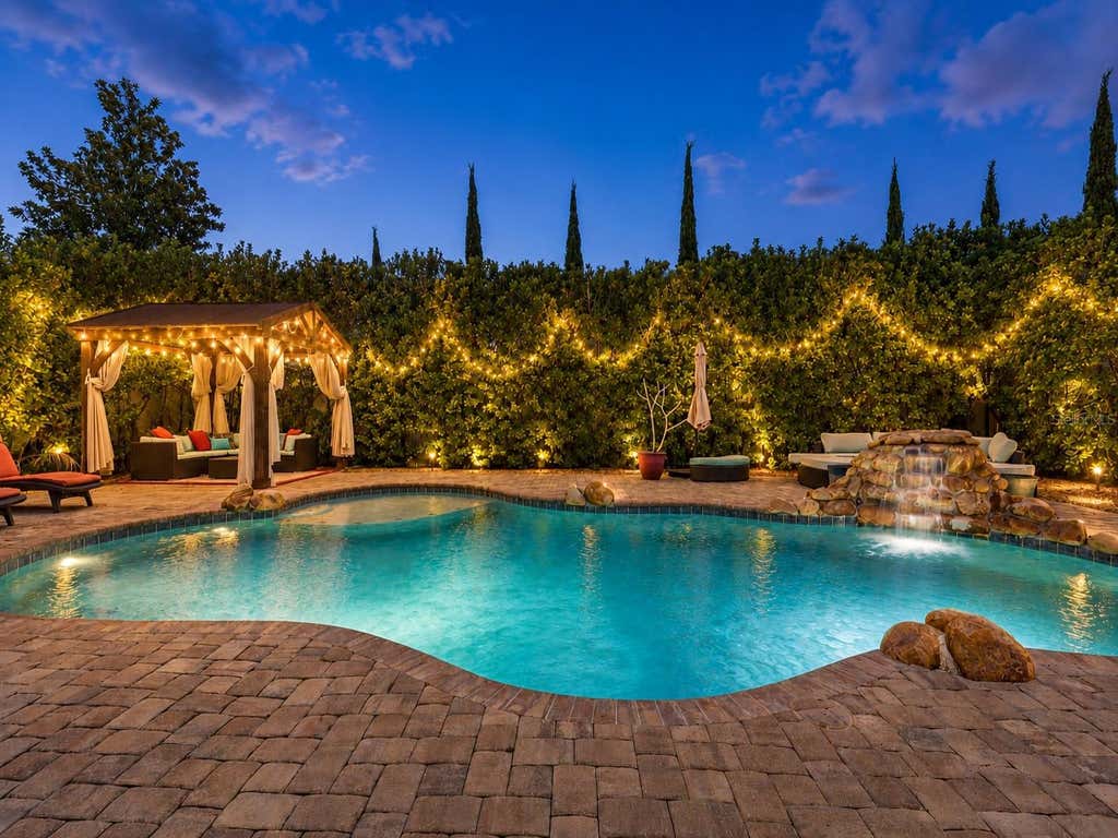 Photo of 547 Seaside Cove Street, Winter Garden, FL 34787 (MLS # G5114554)