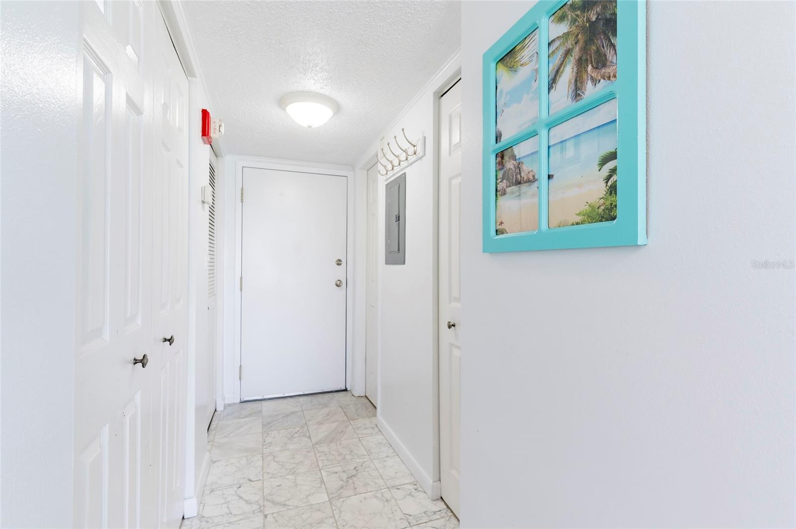 HARBOUR LIGHT TOWERS CONDO - Residential