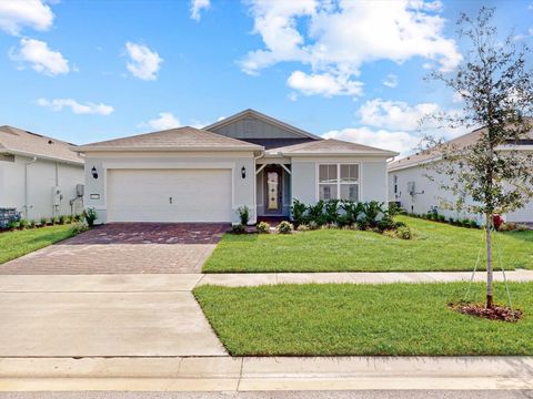 Photo of 6354 Shimmering Shores Lane, Saint Cloud, FL 34771 (MLS # O6349610)