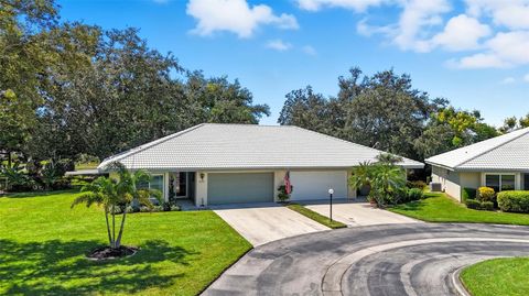 3060 CROWN HERON POINT VENICE FL 34293