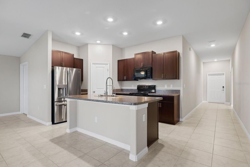 Photo of 11512 Sage Canyon Drive, Riverview, FL 33578 (MLS # TB8437702)