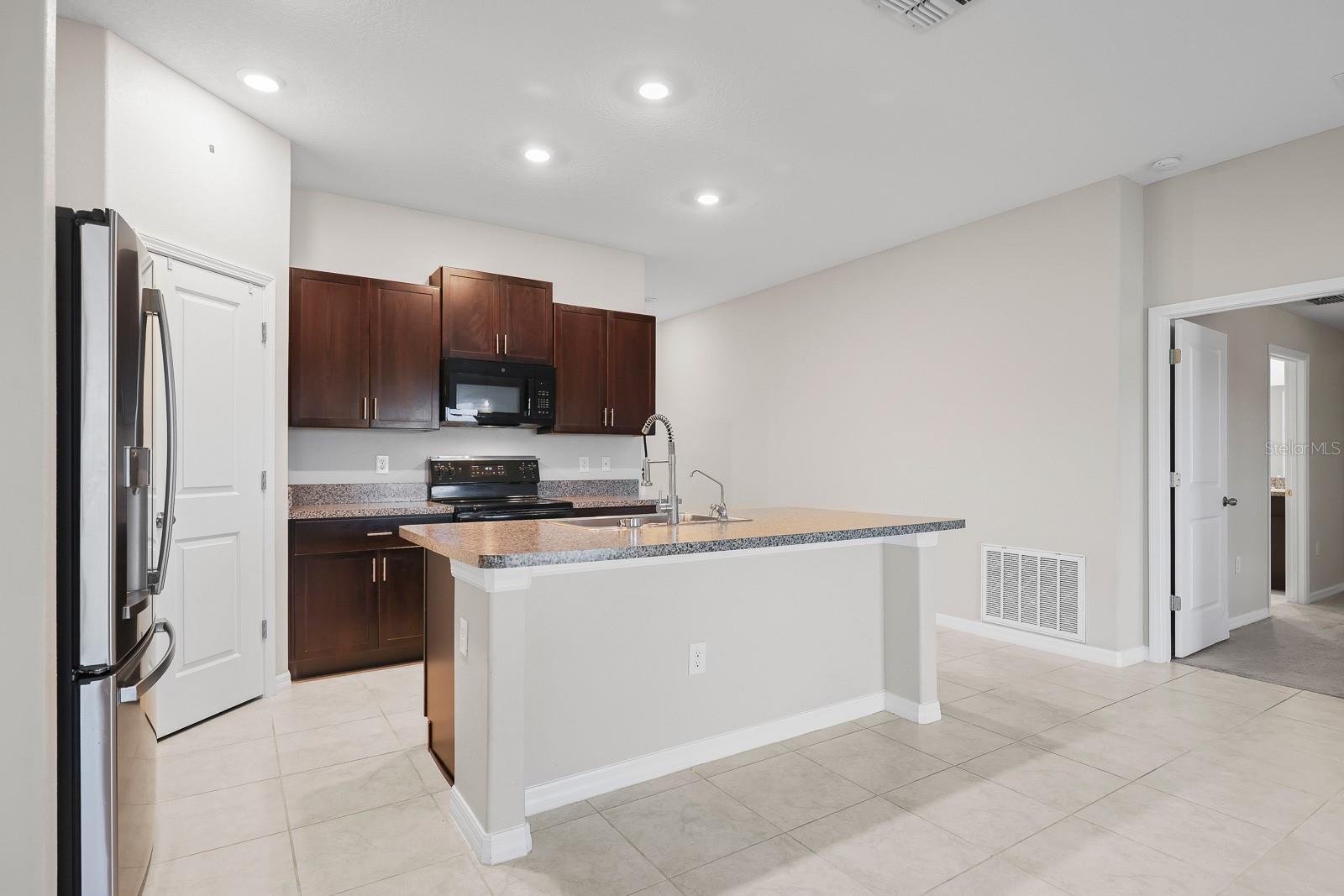 11512 SAGE CANYON DRIVE