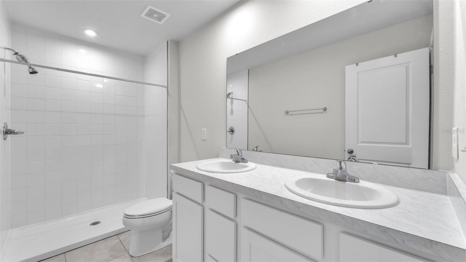 LAKES/LUCERNE PARK PH 6 - Residential