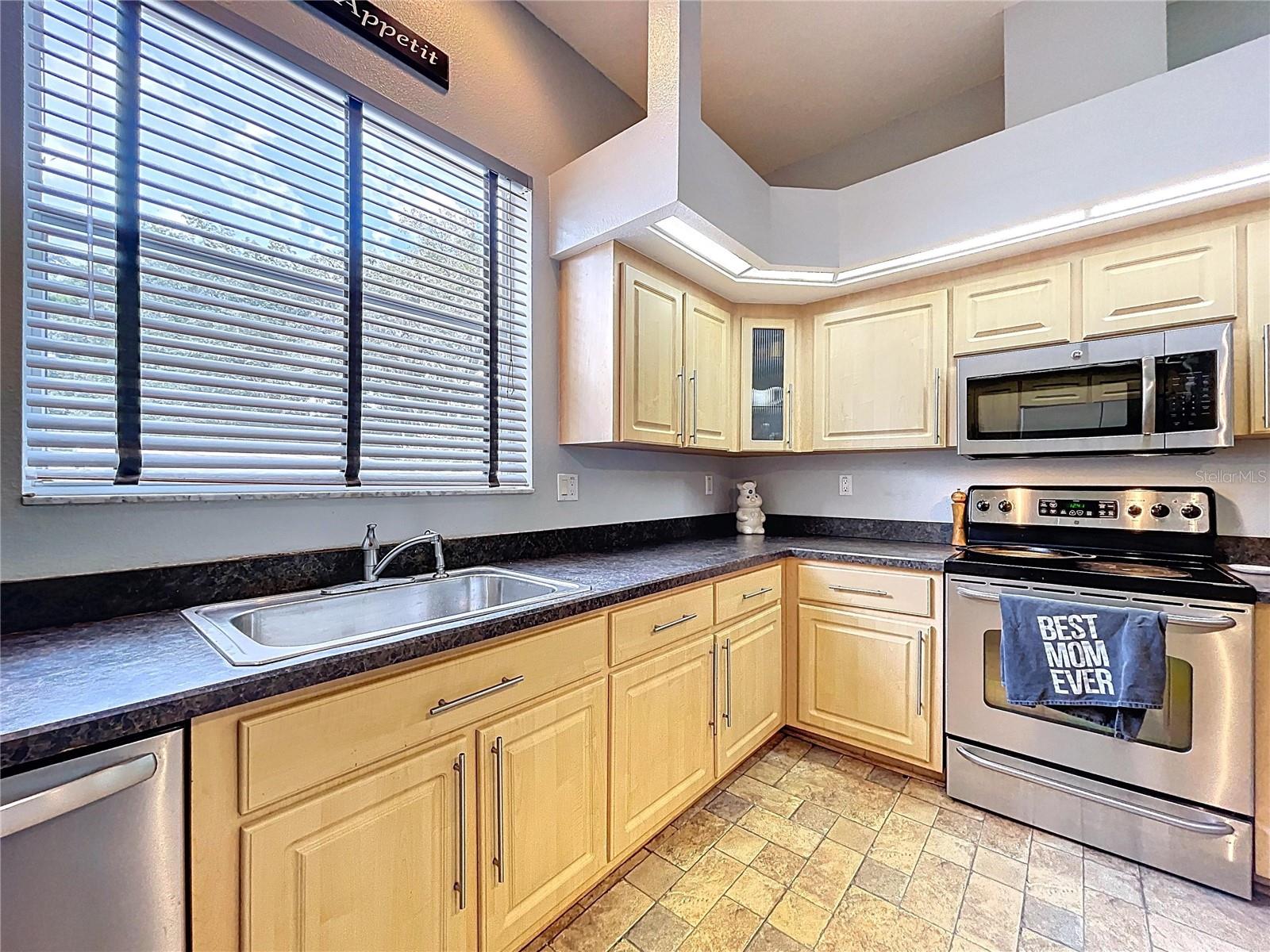WESTLAKE - Residential