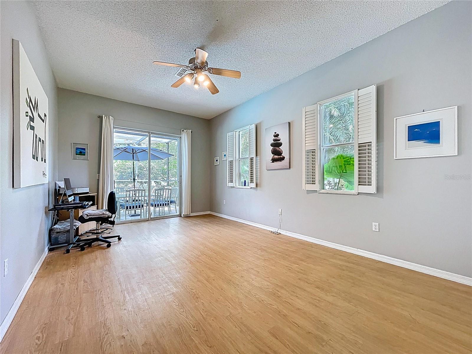 WESTLAKE - Residential