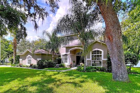 Photo of 5123 Shorewood Drive, Dade City, FL 33523 (MLS # TB8425571) Photo of 5123 Shorewood Drive, Dade City, FL 33523 (MLS # TB8425571)