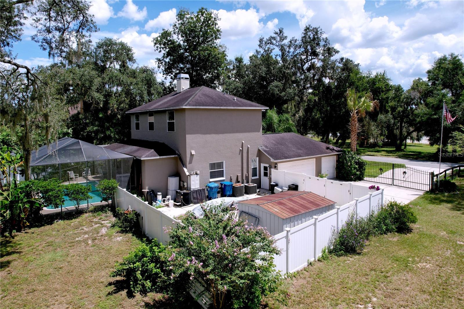 WESTLAKE - Residential