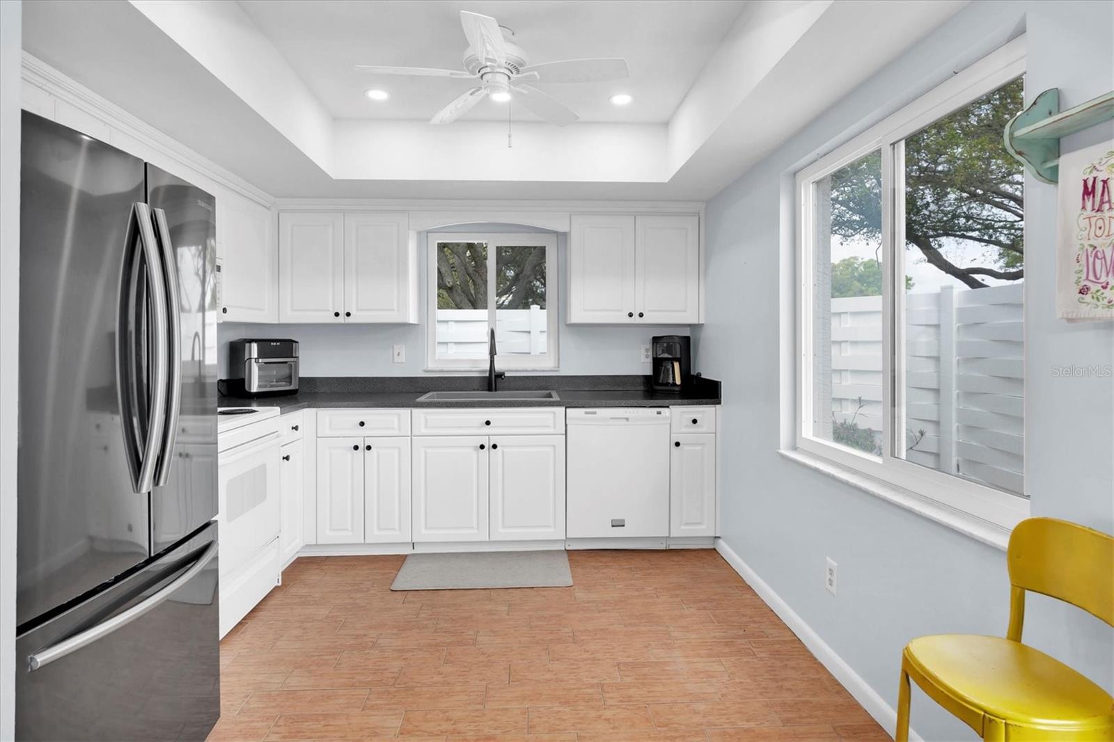2647 BARKSDALE COURT
