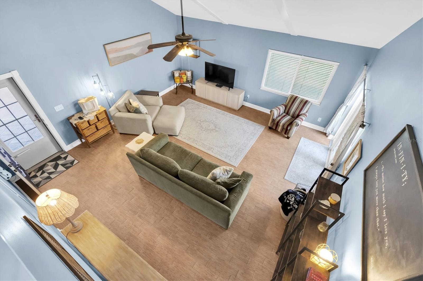 2647 BARKSDALE COURT