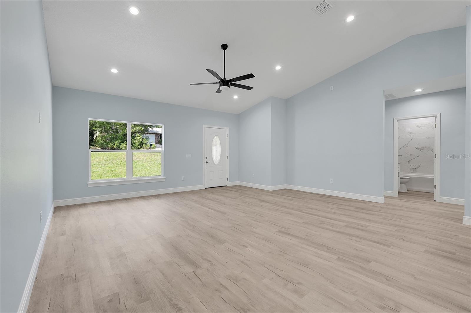 DELTONA LAKES UNIT 16 - Residential