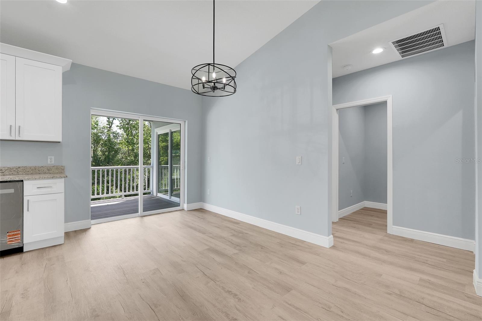 DELTONA LAKES UNIT 16 - Residential
