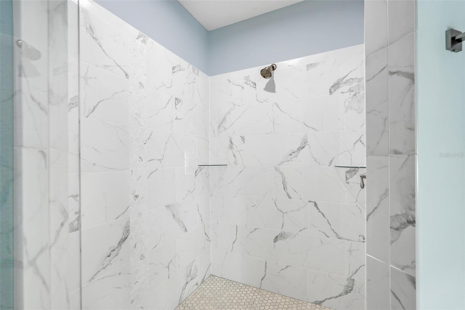 DELTONA LAKES UNIT 16 - Residential