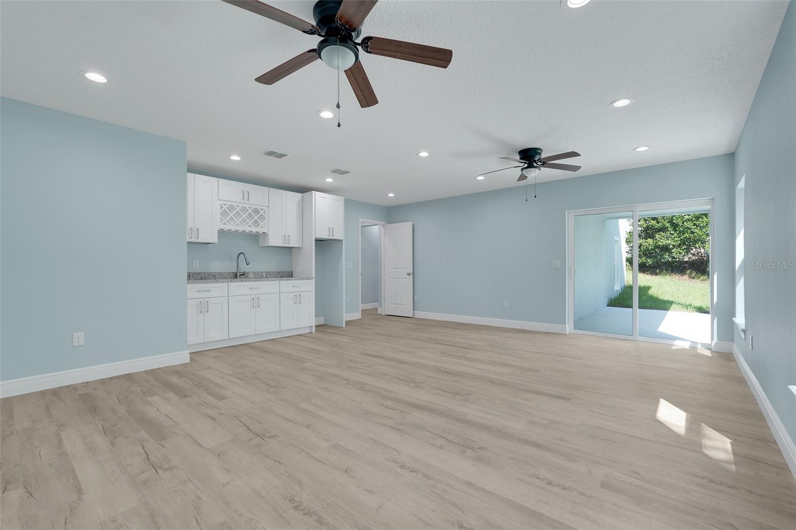 DELTONA LAKES UNIT 16 - Residential
