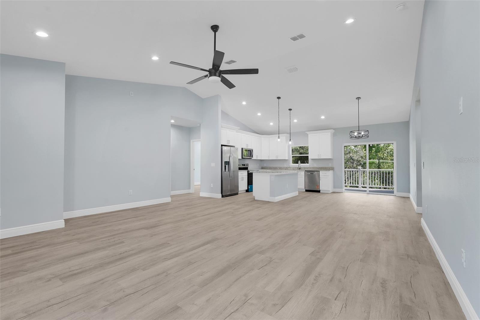 DELTONA LAKES UNIT 16 - Residential