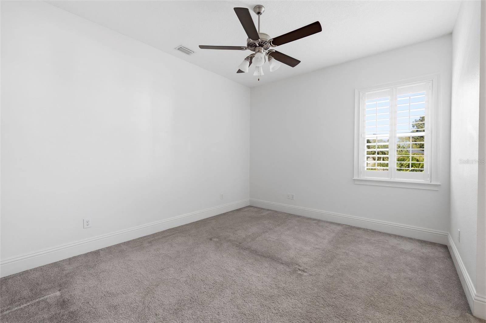 SUNSET PARK - Residential