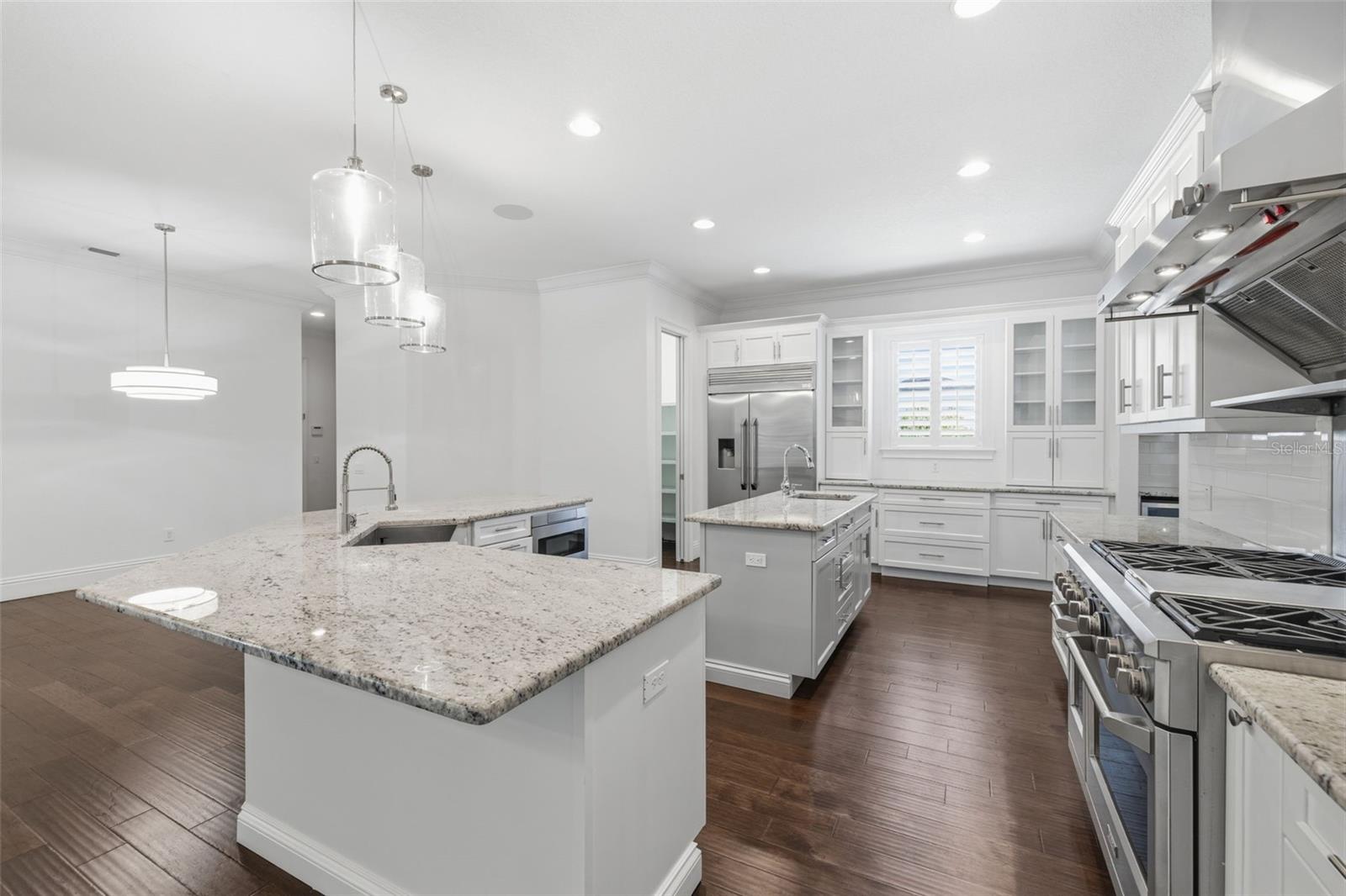 SUNSET PARK - Residential