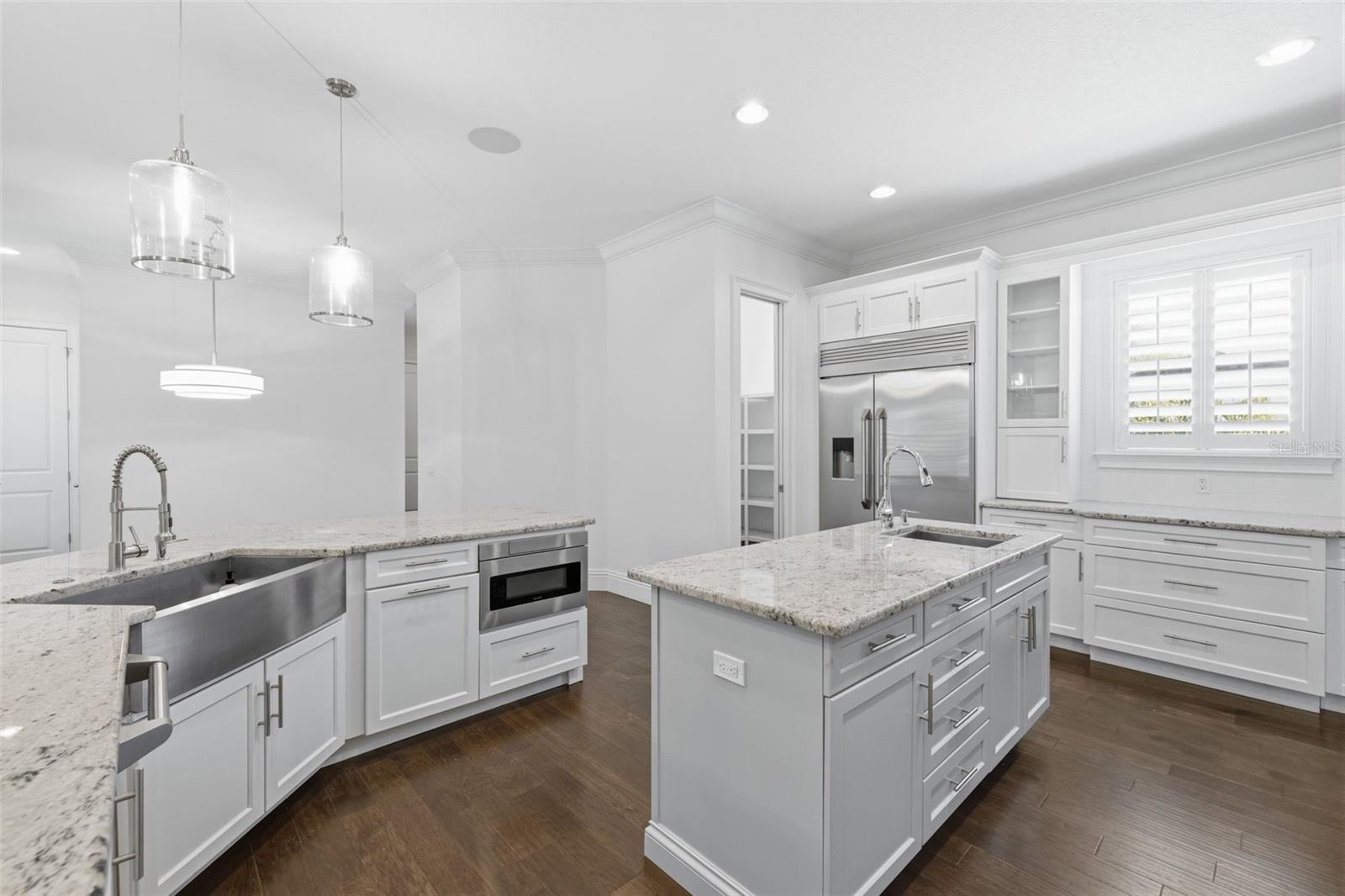 SUNSET PARK - Residential