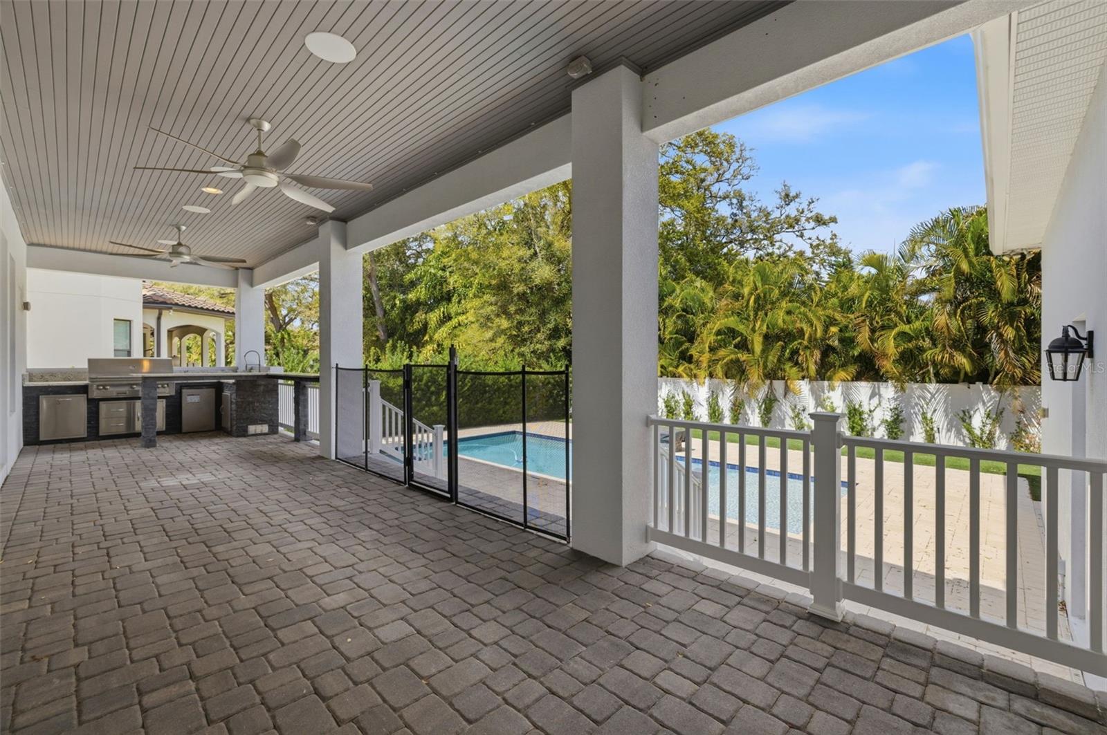 SUNSET PARK - Residential