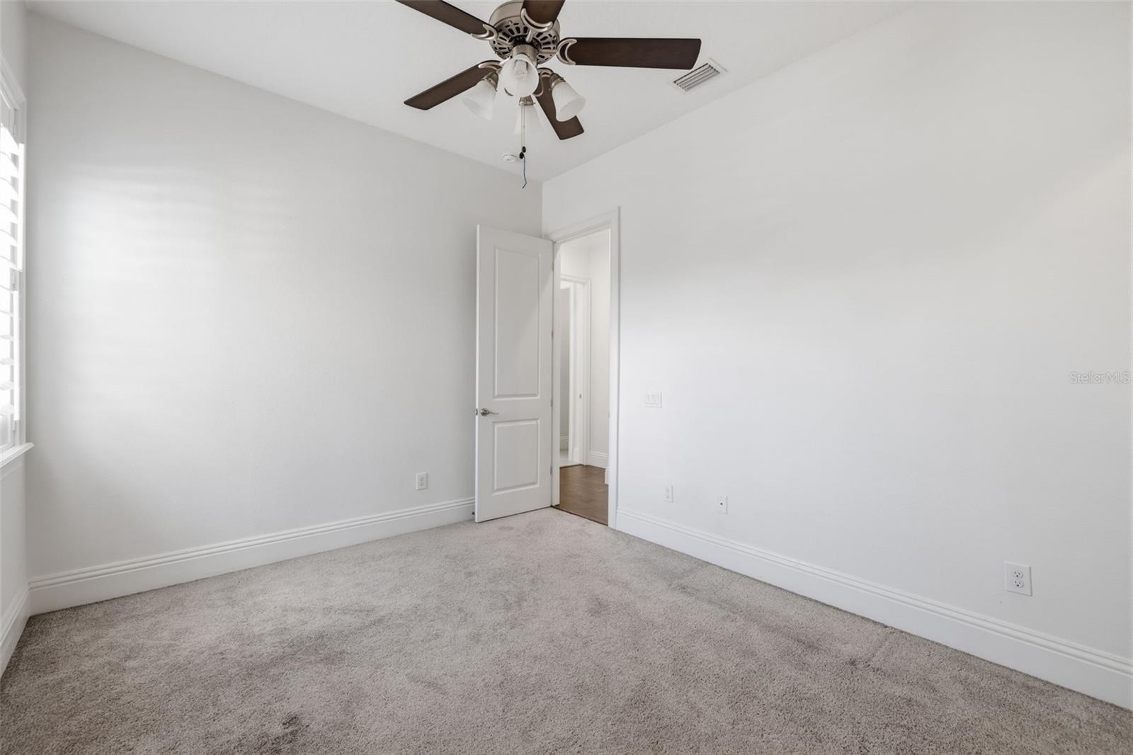 SUNSET PARK - Residential