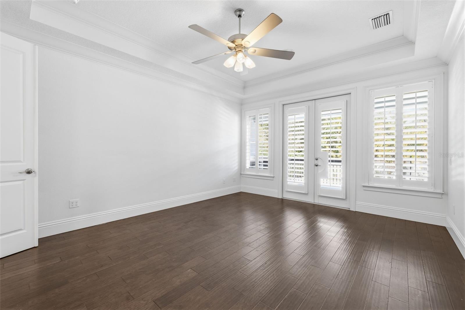 SUNSET PARK - Residential