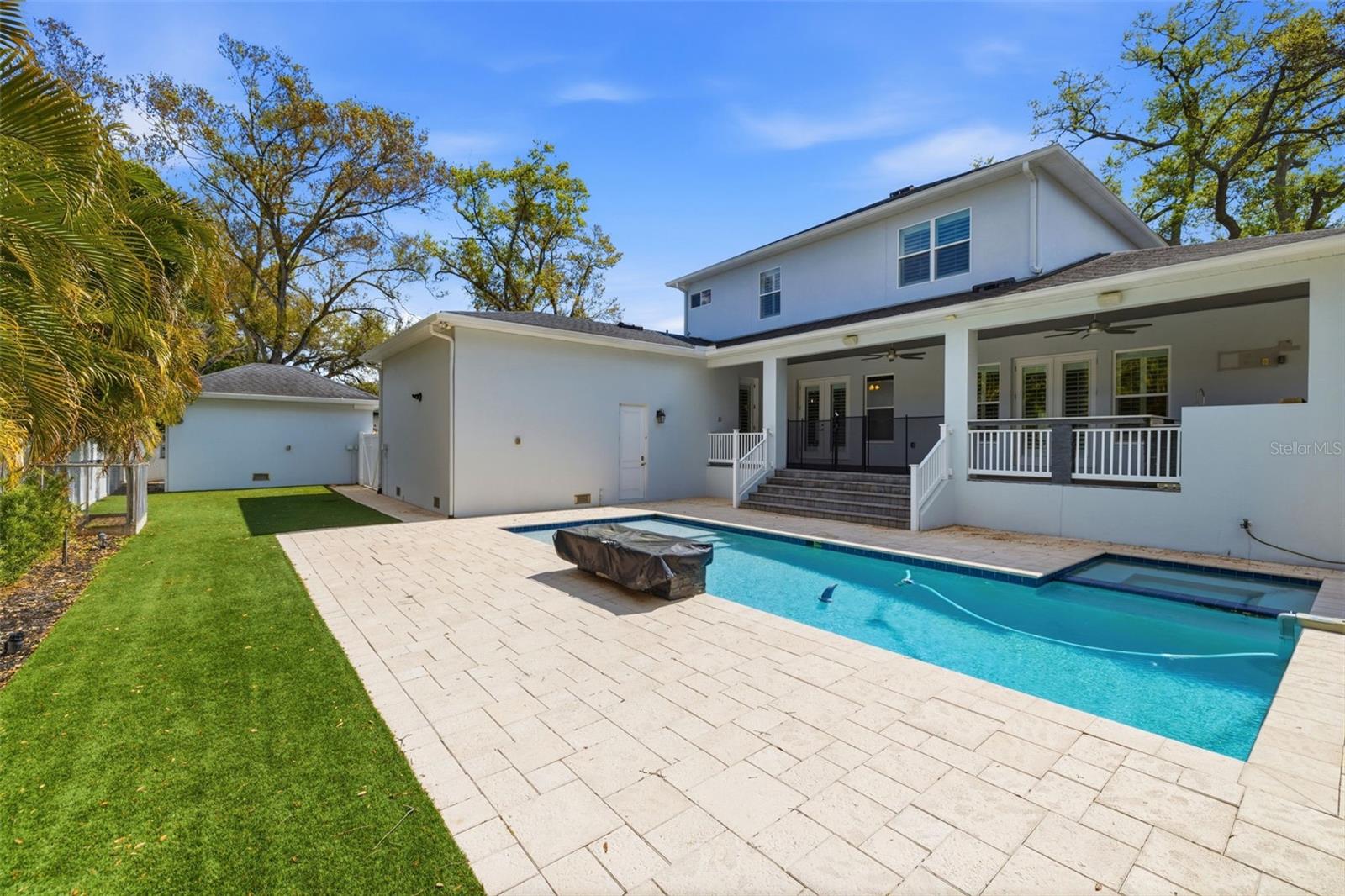 SUNSET PARK - Residential