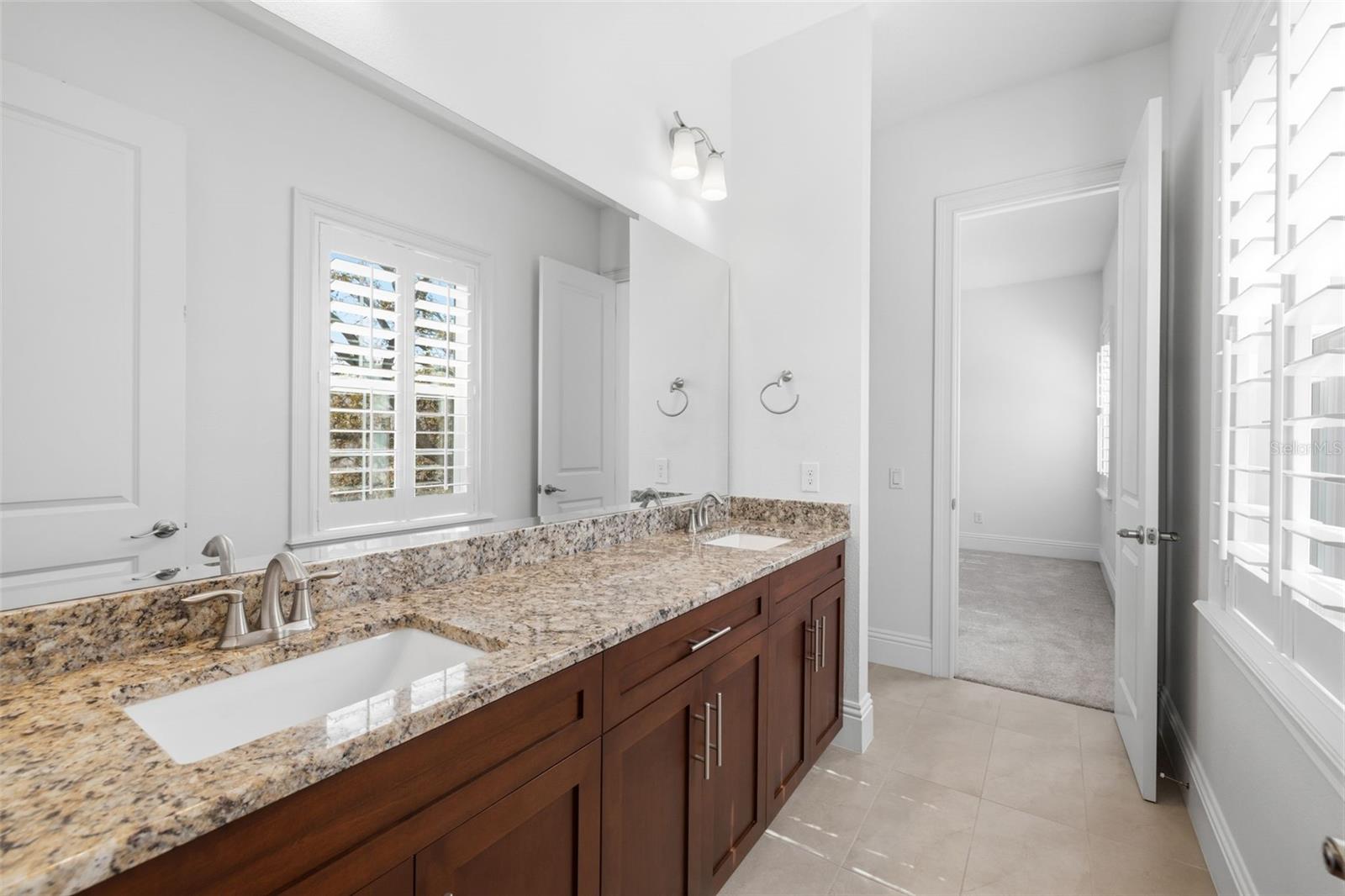 SUNSET PARK - Residential