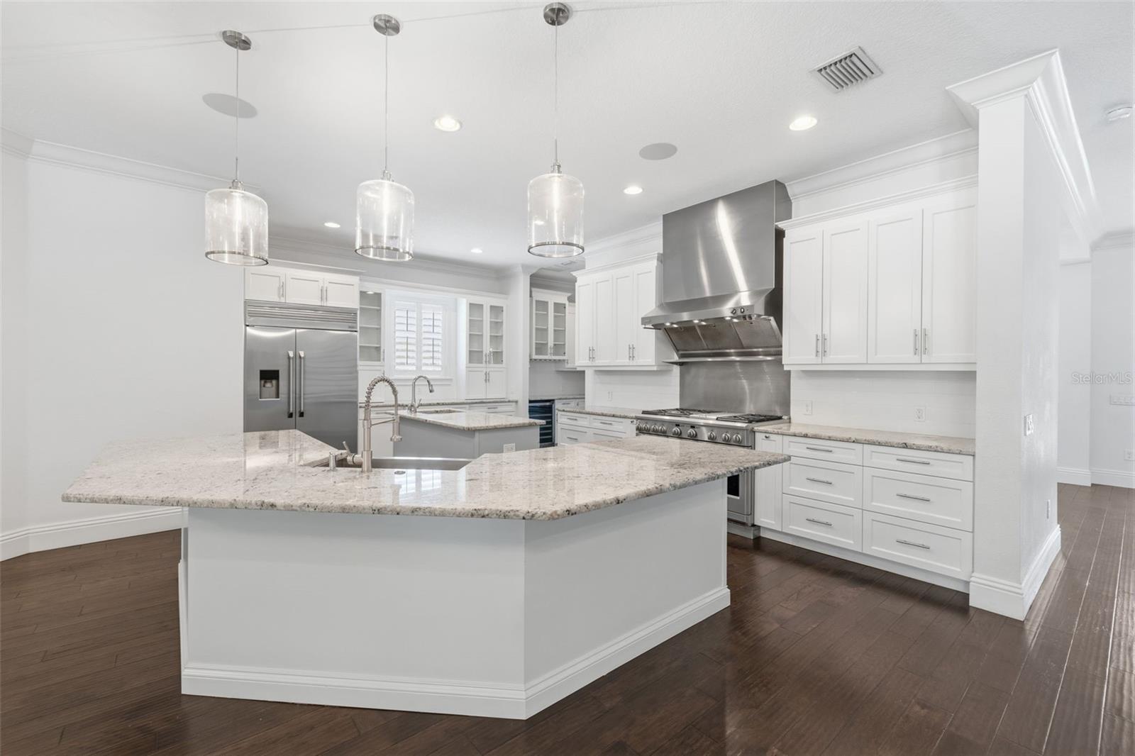 SUNSET PARK - Residential