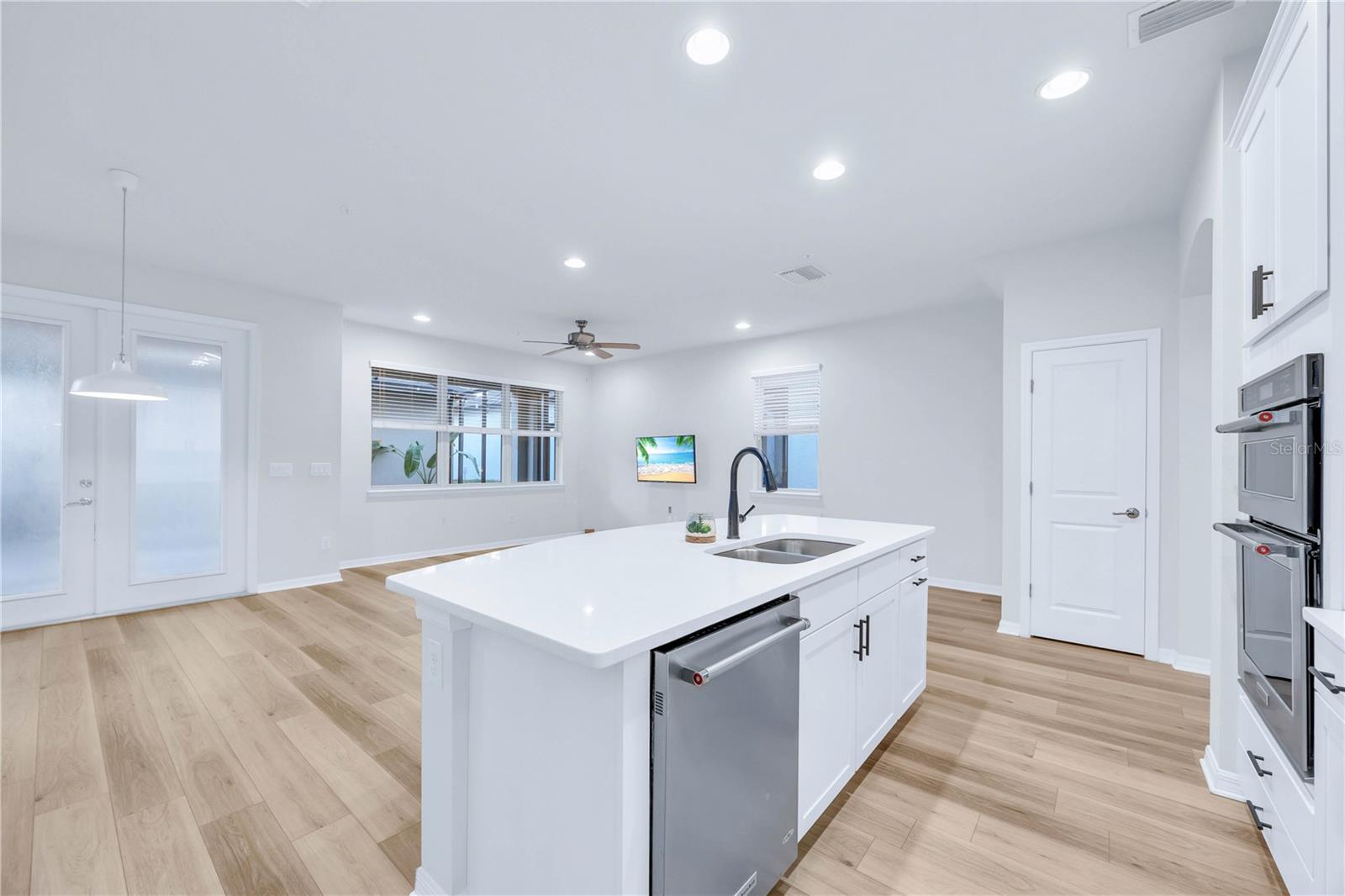 LAKEVIEW POINTE/HORIZON WEST P - Residential