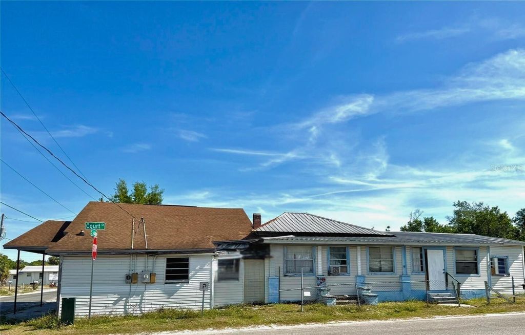 Photo of 223 S Alabama Avenue, Arcadia, FL 34266 (MLS # A4667213)