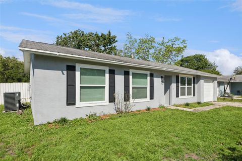 Photo of 1590 Yorktown Avenue, Titusville, FL 32796 (MLS # O6401438)