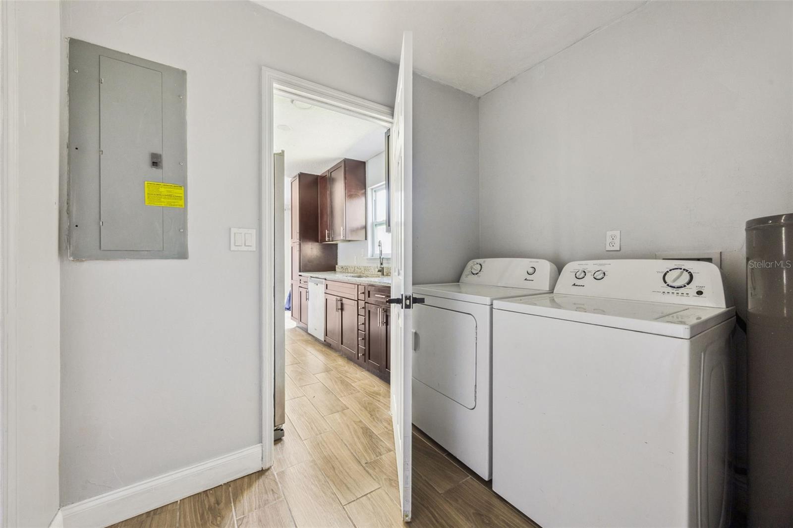 VETERANS CITY UNIT 04 - Residential